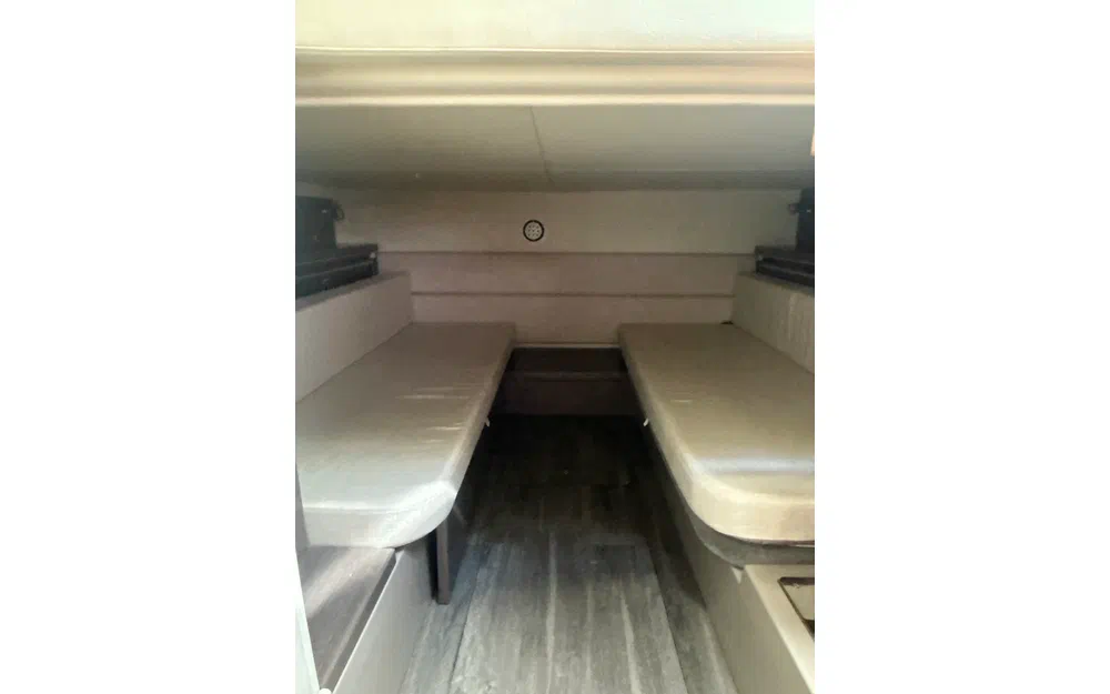 slider 18 Sea Ray 320 Sundancer