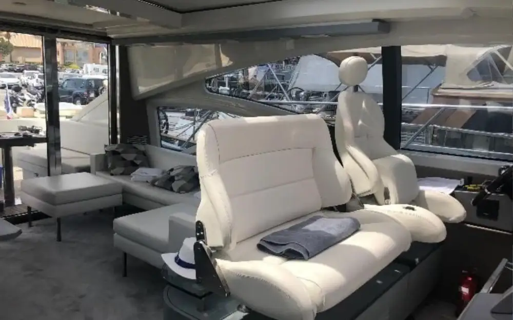 slider 8 Azimut  68 S