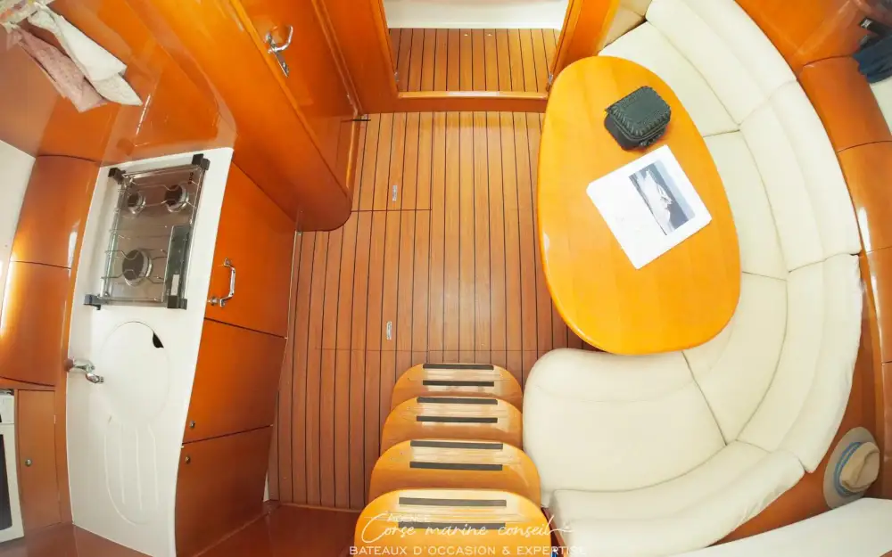 slider 10 Jeanneau Prestige 34 Hard Top