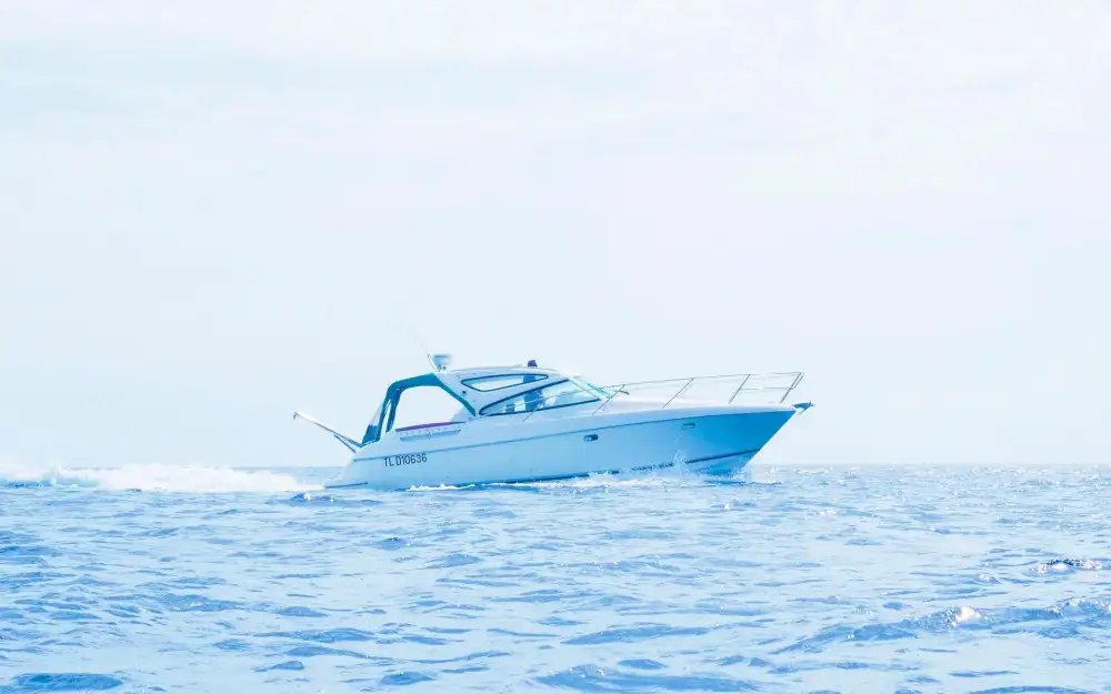 slider 5 Jeanneau Prestige 34 Hard Top