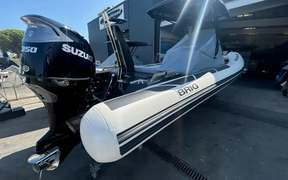 slider 3 Brig Eagle 8