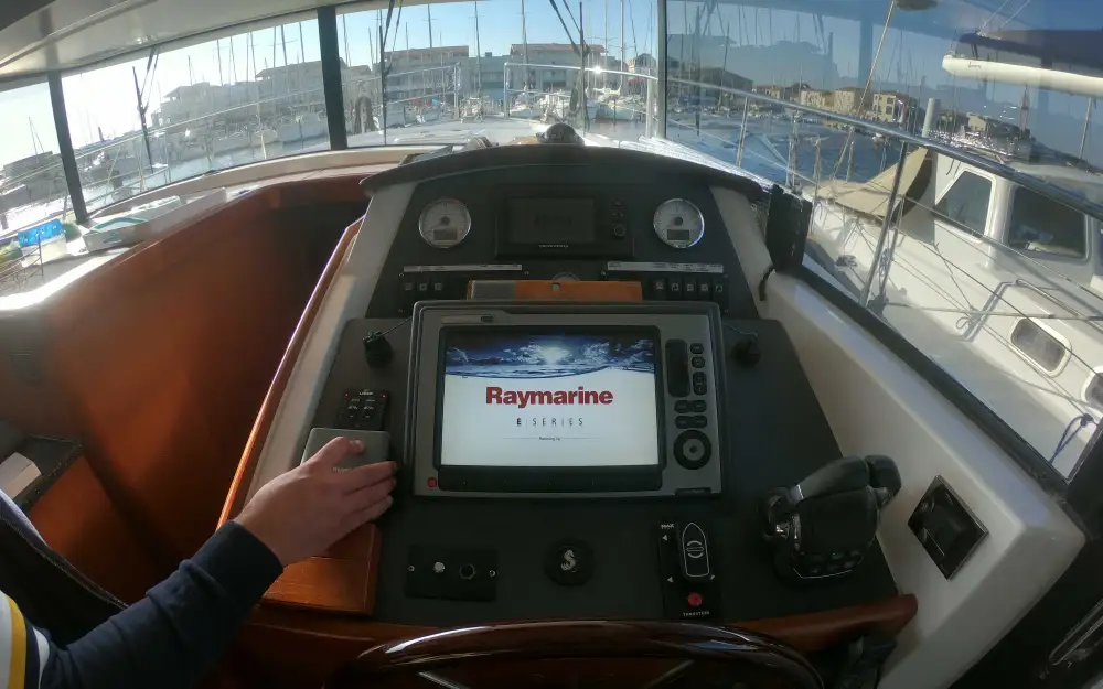 slider 9 Beneteau Swift Trawler 44