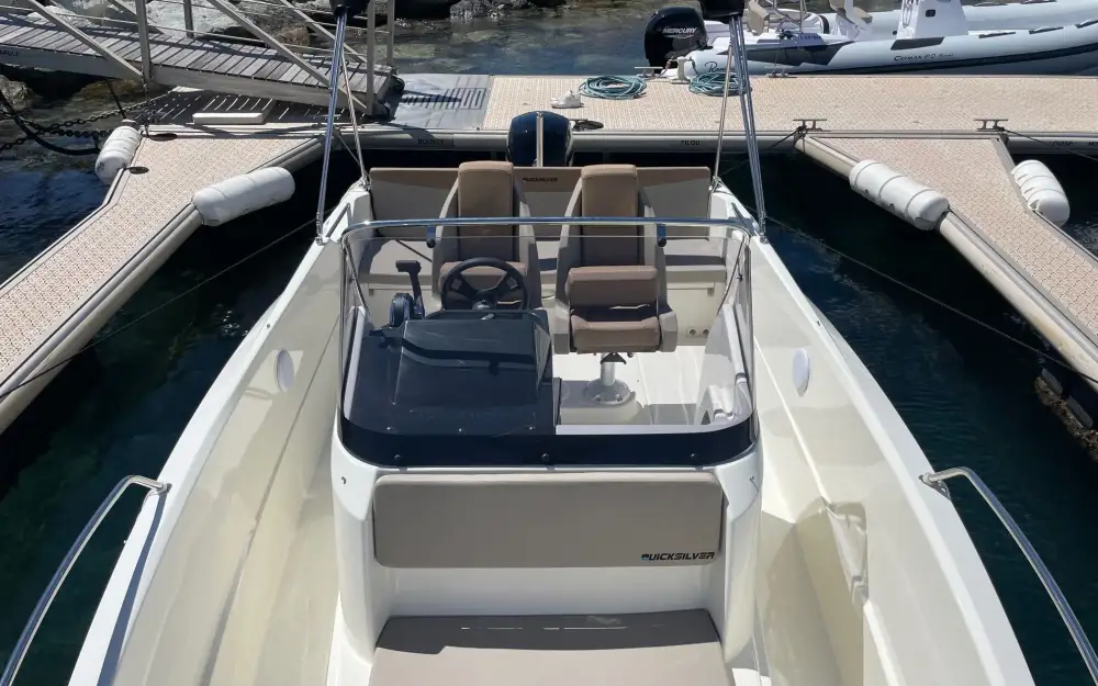 slider 6 Quicksilver Activ 675 Open