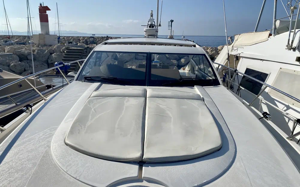 slider 14 Windy 44 Chinook