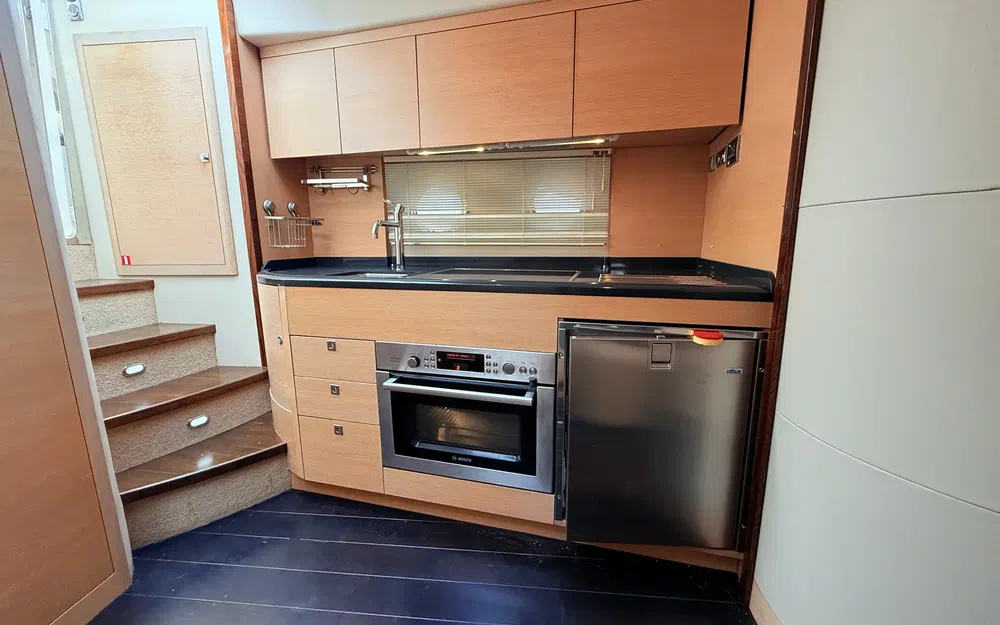 slider 18 Windy 44 Chinook