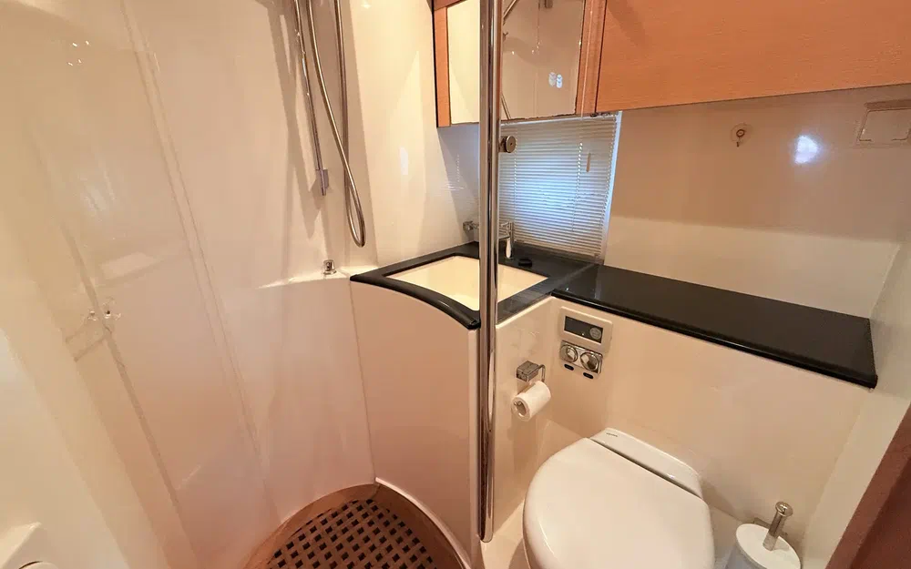 slider 33 Windy 44 Chinook