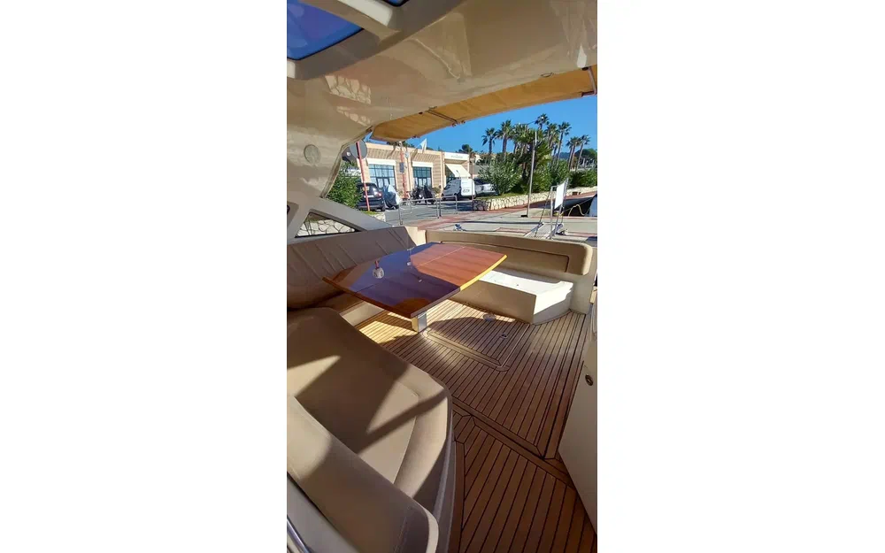 slider 5 Windy 44 Chinook