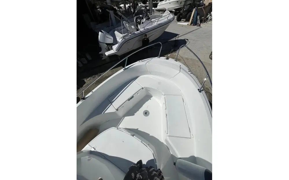slider 12 Jeanneau Cap Camarat 6.5 CC