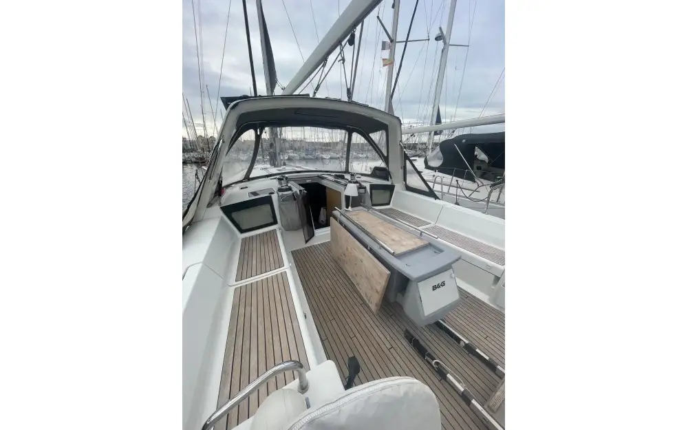 slider 13 Beneteau Oceanis 45