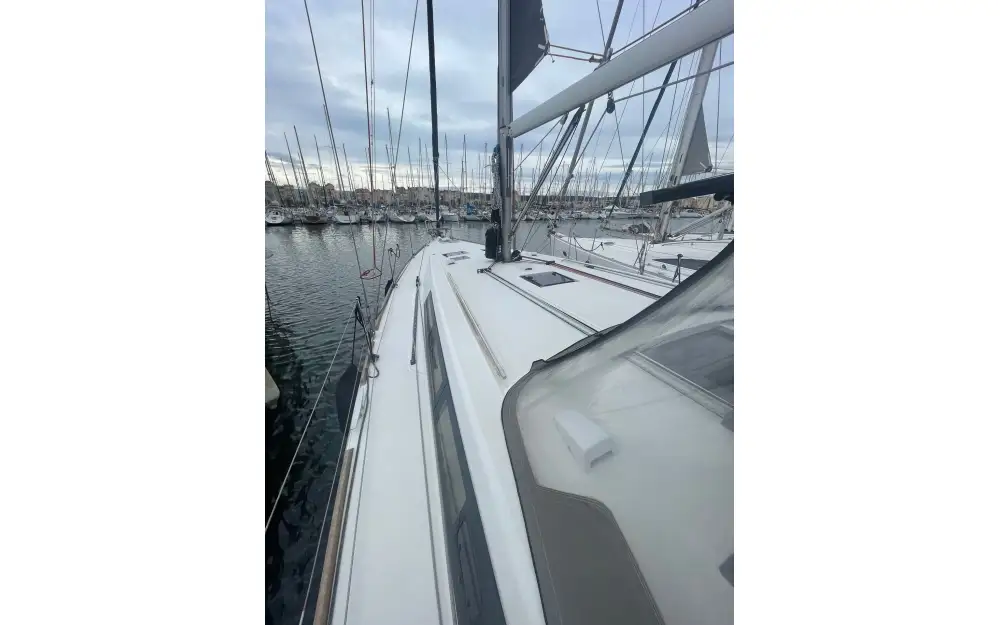slider 14 Beneteau Oceanis 45