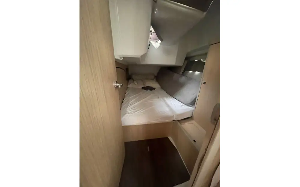 slider 18 Beneteau Oceanis 45