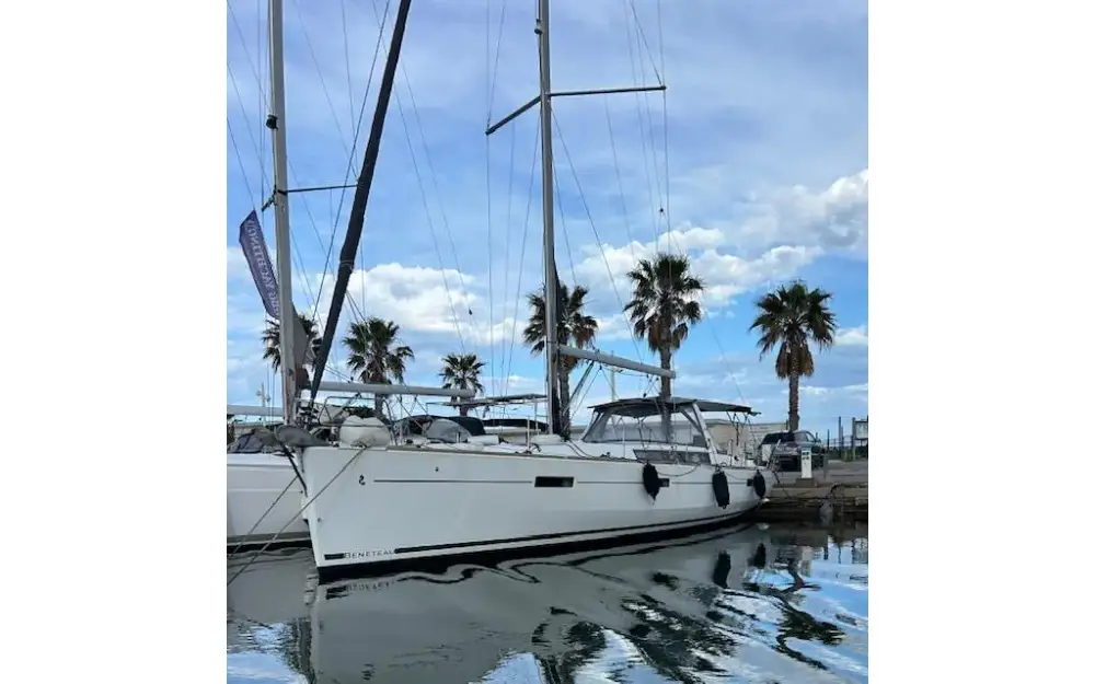 slider 0 Beneteau Oceanis 45