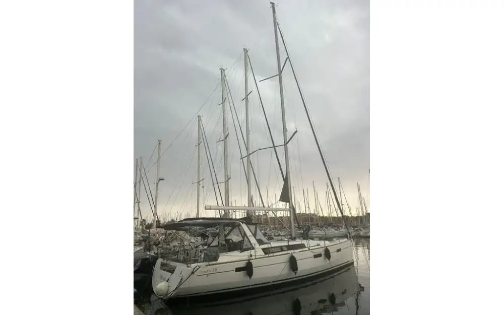 slider 8 Beneteau Oceanis 45