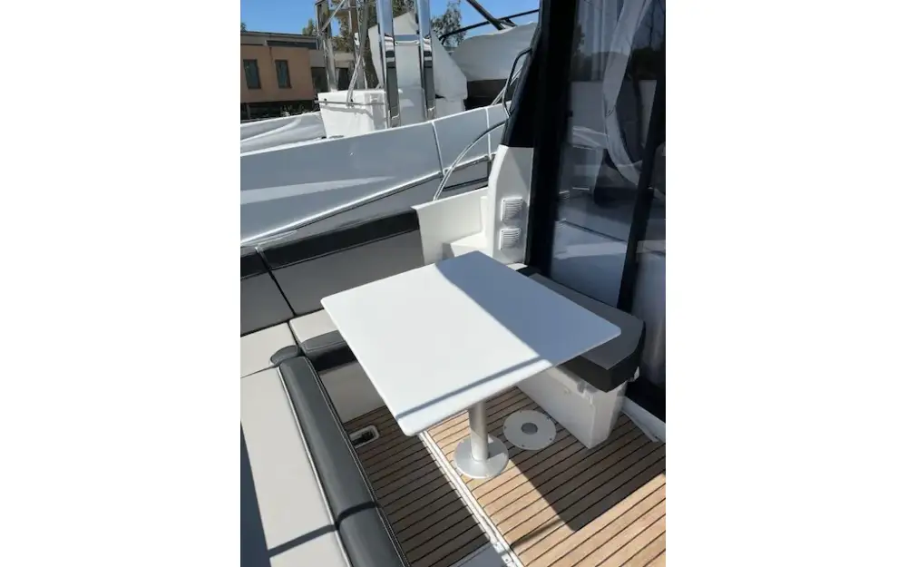 slider 22 Jeanneau Merry Fisher 895