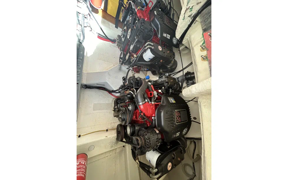 slider 9 Jeanneau Prestige 30