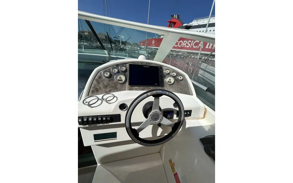 slider 1 Jeanneau Prestige 30