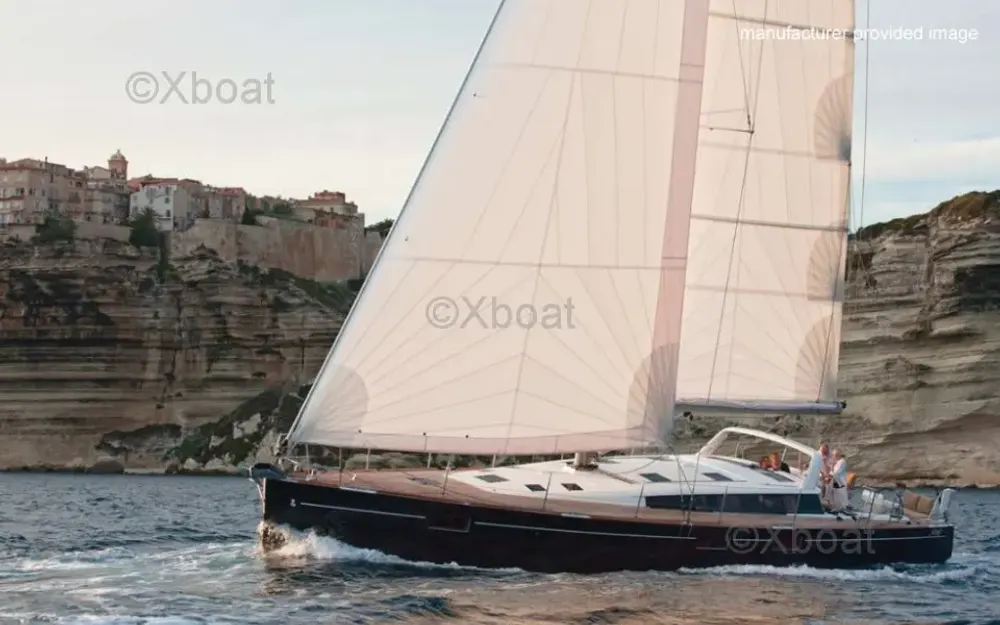 slider 2 Beneteau Sense 55 - null
