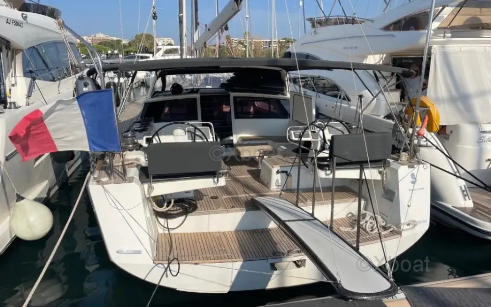 slider 3 Beneteau Sense 55 - null