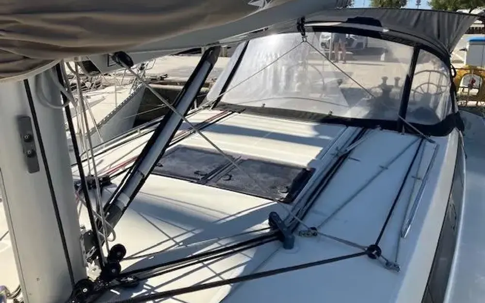 slider 6 Jeanneau Sun Odyssey 410