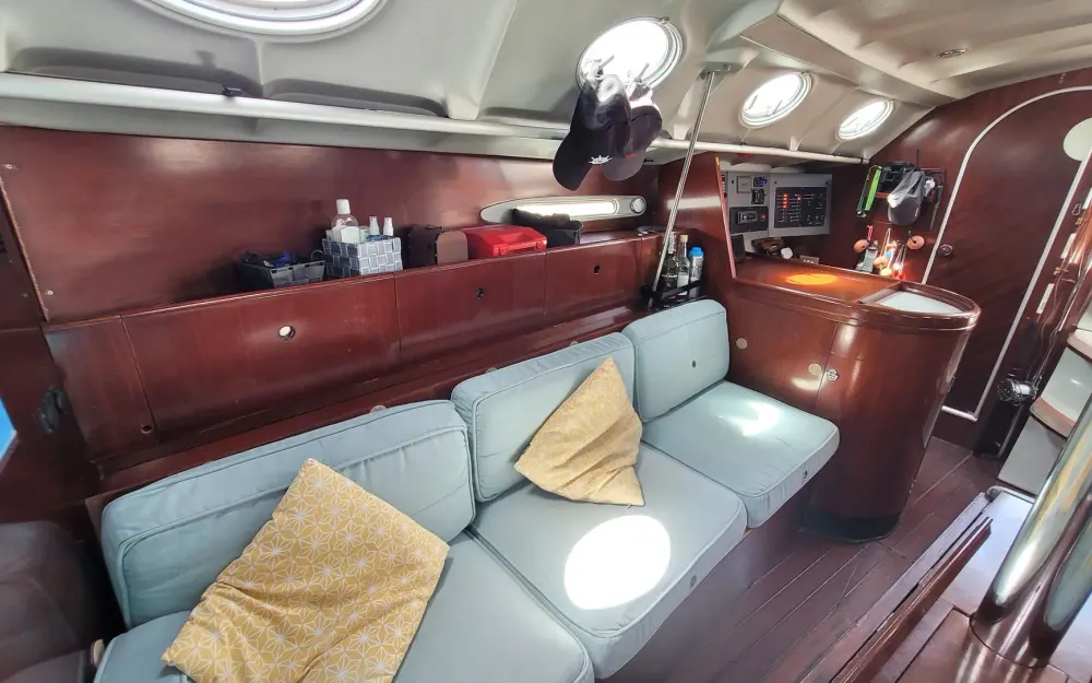 slider 12 Beneteau First 35.7 - null