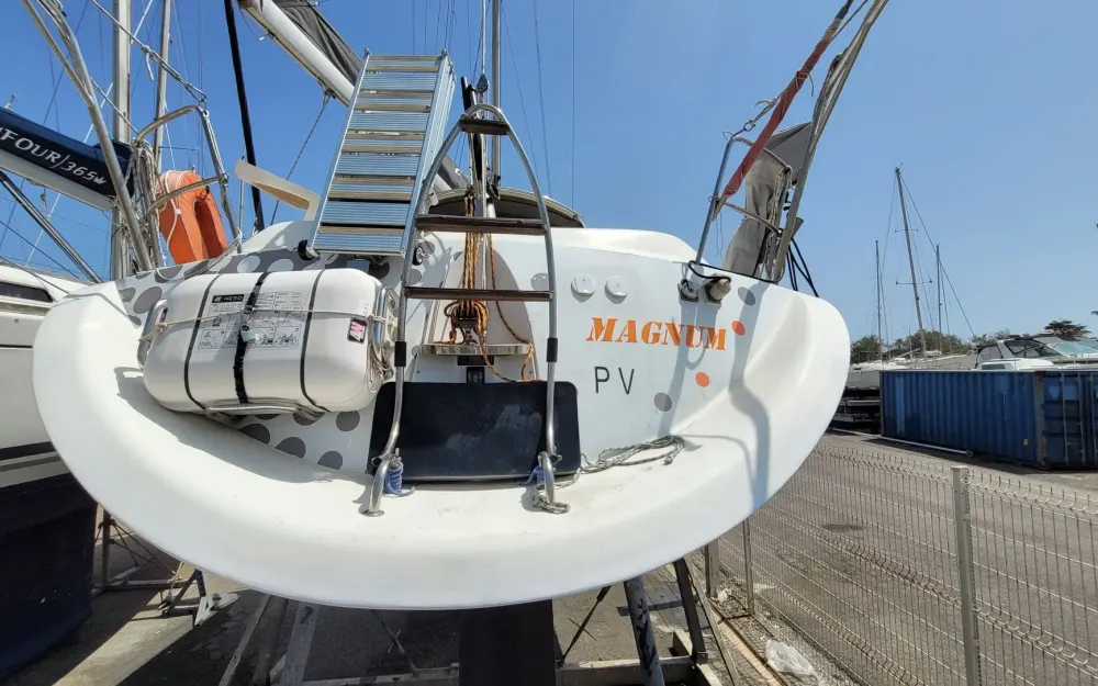 slider 5 Beneteau First 35.7 - null