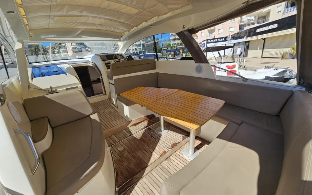 slider 4 Jeanneau Leader 10