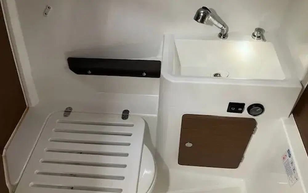 slider 20 Jeanneau Merry Fisher 795