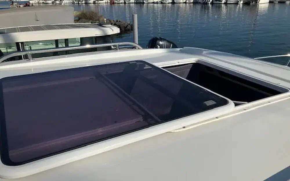 slider 8 Jeanneau Merry Fisher 795