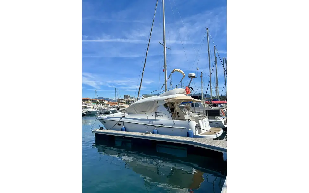 slider 1 ST Boats  34 Cruiser