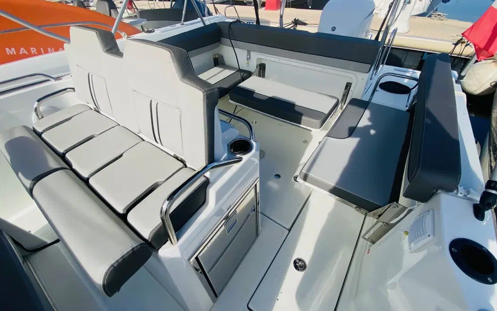 slider 10 Jeanneau Cap Camarat 7.5 CC