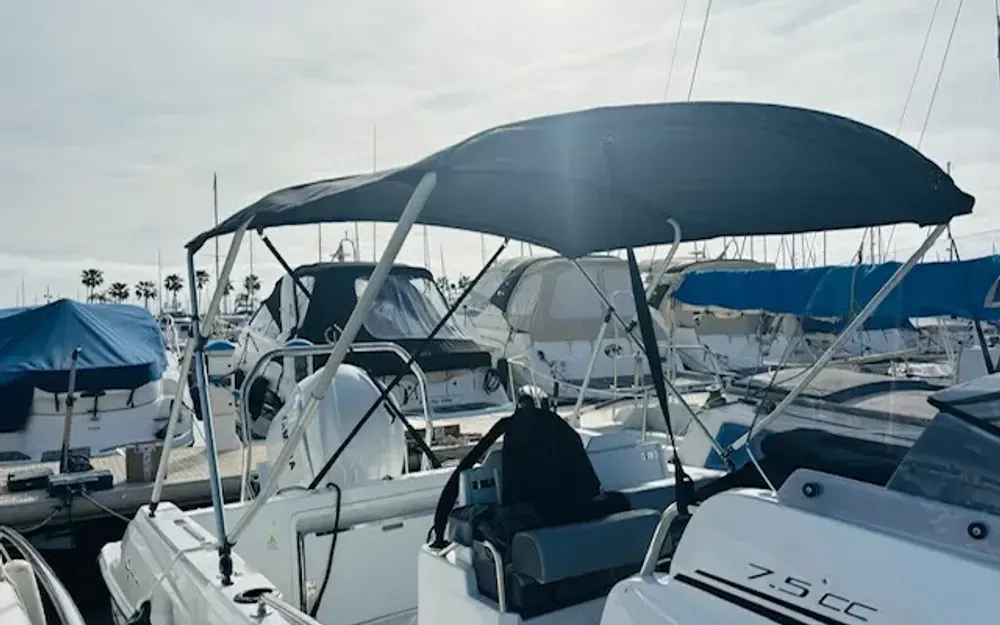 slider 11 Jeanneau Cap Camarat 7.5 CC Serie 3