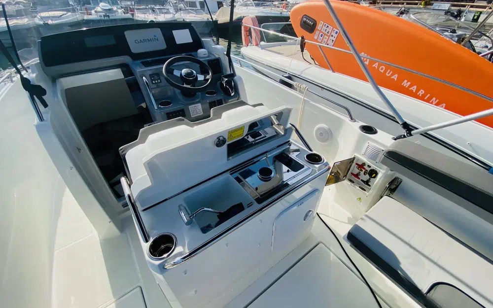 slider 12 Jeanneau Cap Camarat 7.5 CC