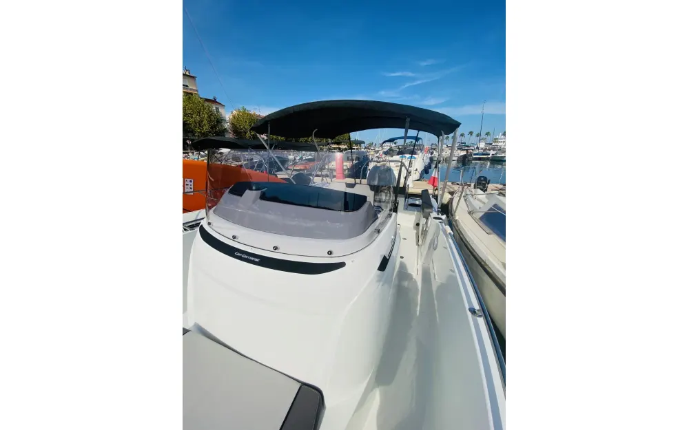 slider 17 Jeanneau Cap Camarat 7.5 CC Serie 3
