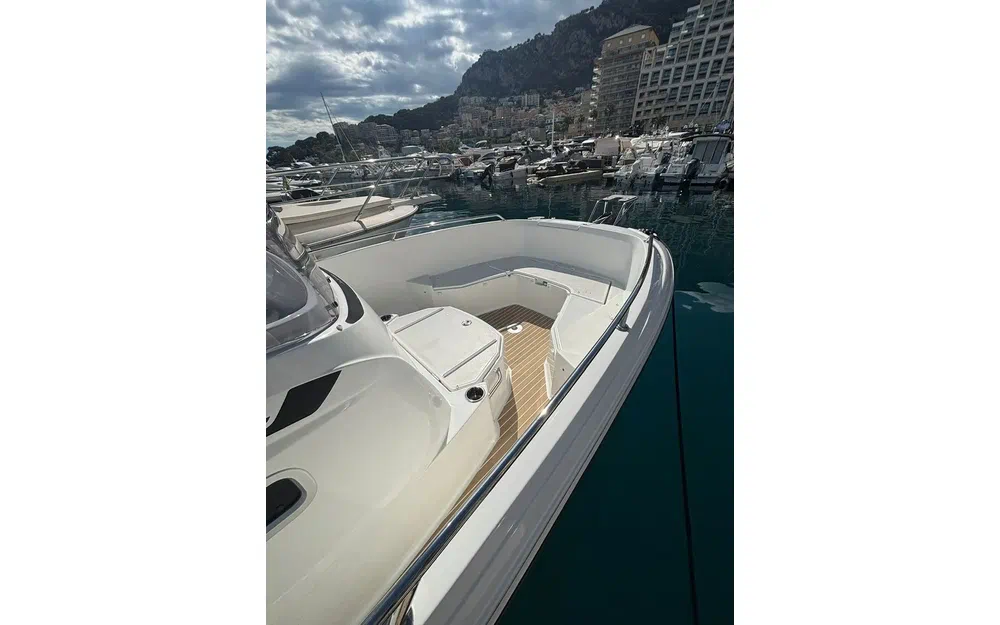 slider 1 Jeanneau Cap Camarat 7.5 CC