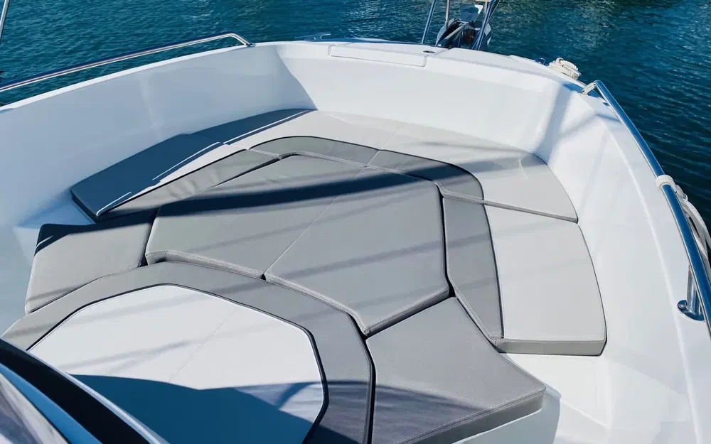 slider 8 Jeanneau Cap Camarat 7.5 CC