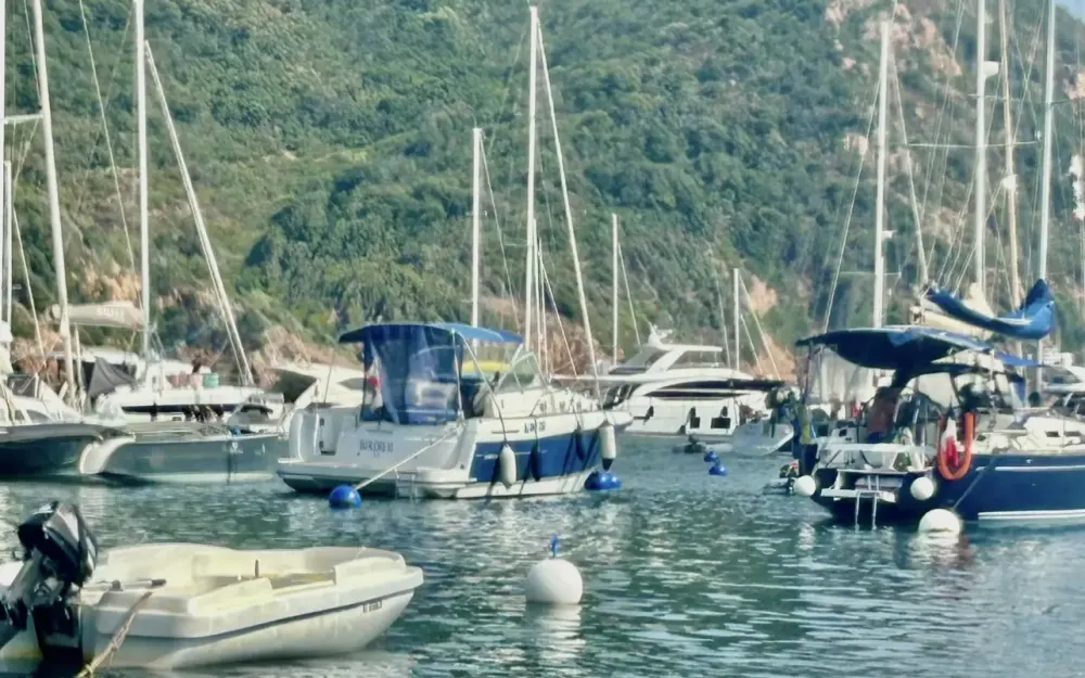 slider 11 Beneteau Ombrine 960