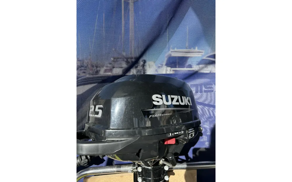 slider 34 Beneteau Ombrine 960