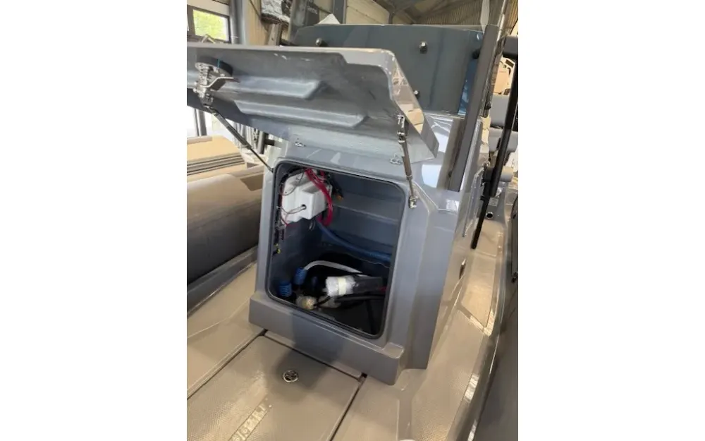 slider 13 Brig Navigator 22
