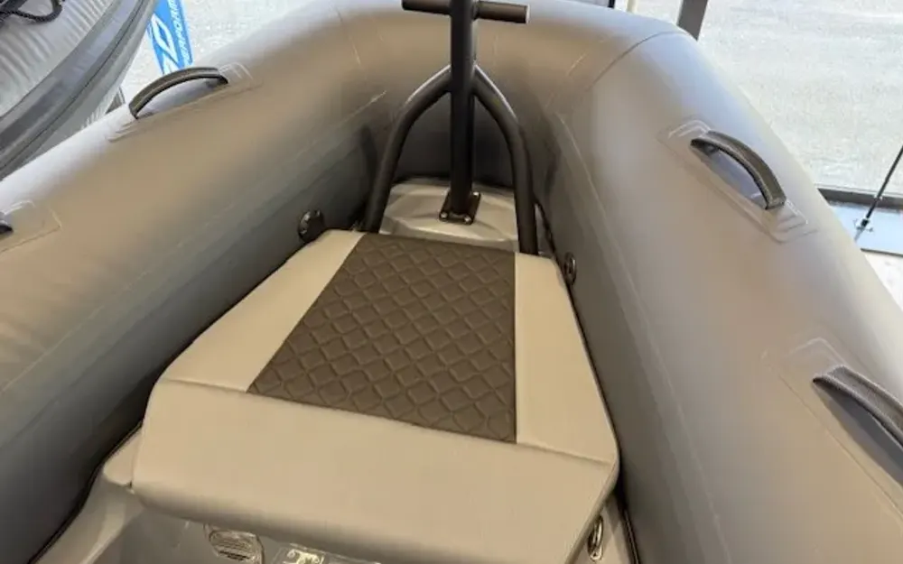 slider 7 Brig Navigator 22