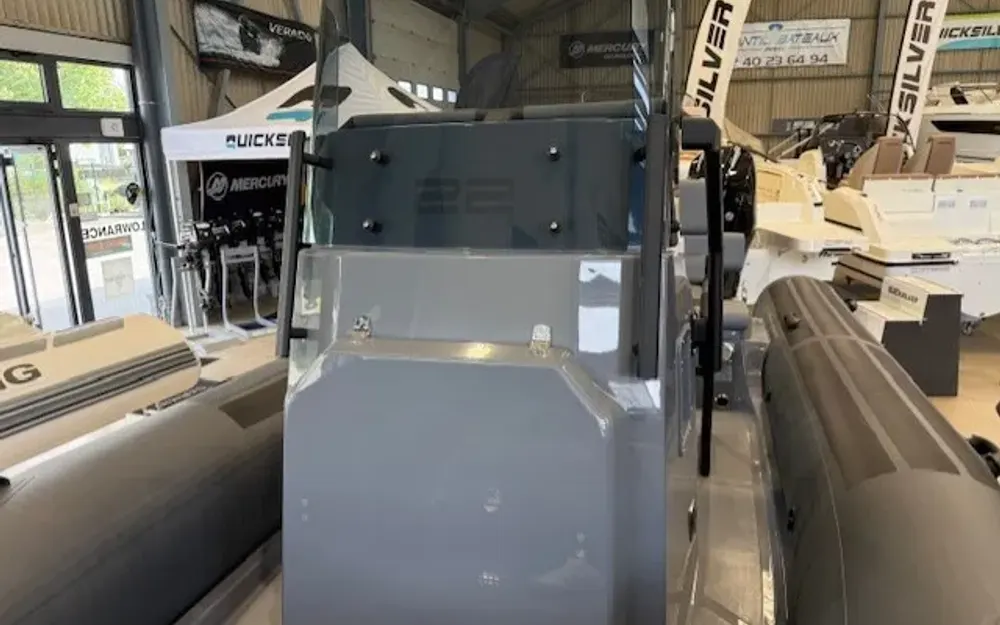 slider 12 Brig Navigator 22