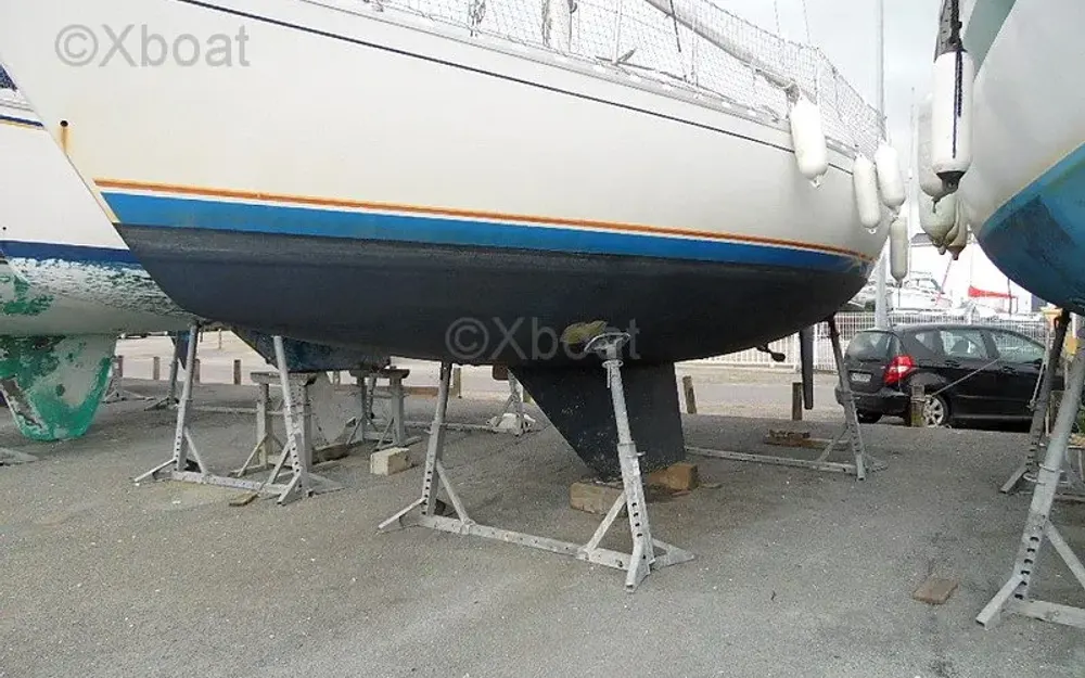 slider 11 Beneteau First 325
