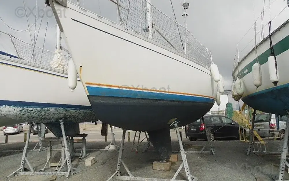 slider 3 Beneteau First 325