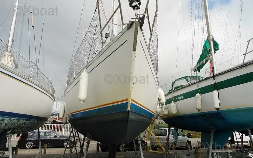 slider 4 Beneteau First 325