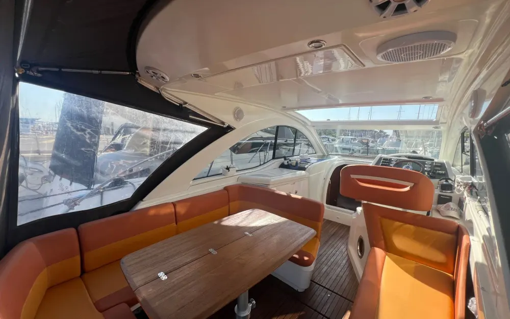 slider 1 Beneteau Flyer Gran Turismo 34 - null