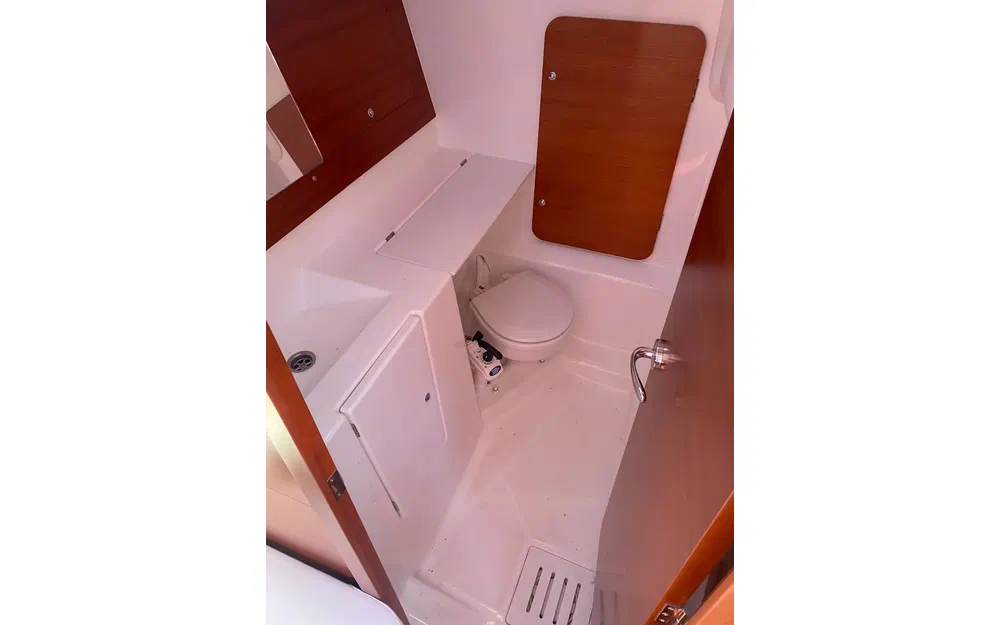 slider 11 Dufour 335