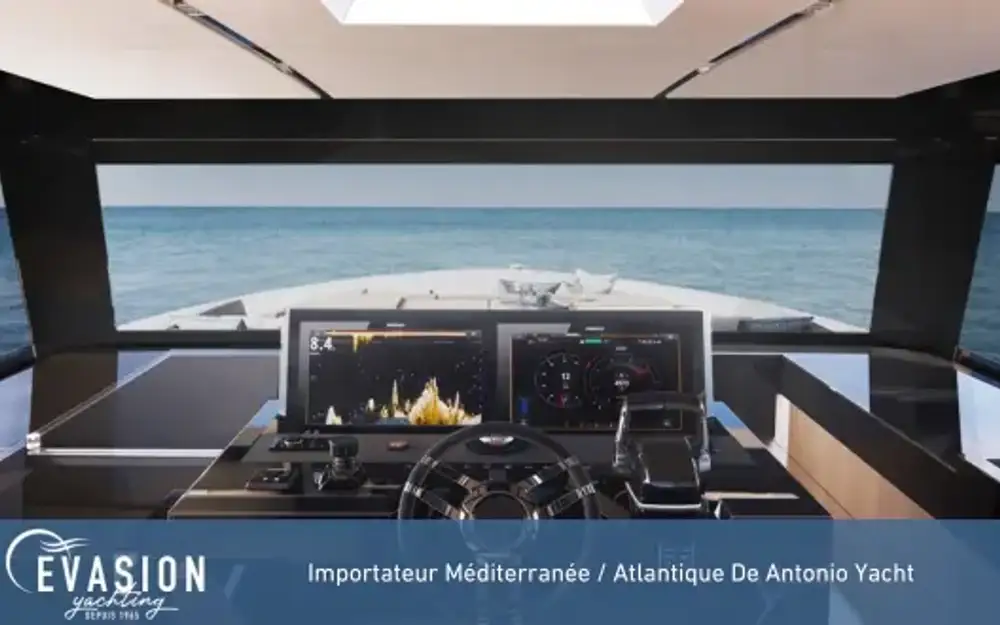 slider 10 De Antonio Yachts D60