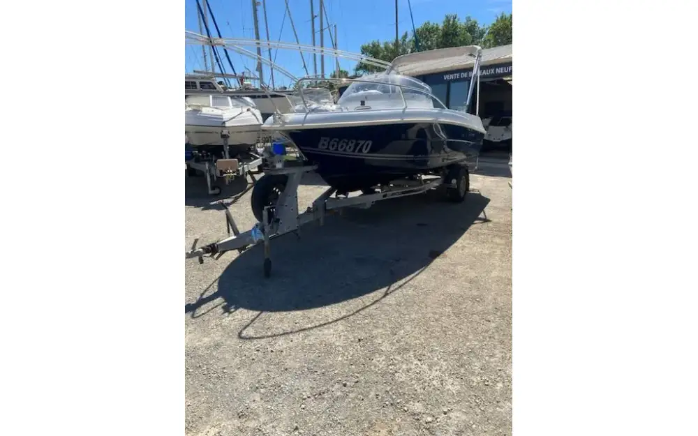 slider 1 Jeanneau Cap Camarat 5.5 WA
