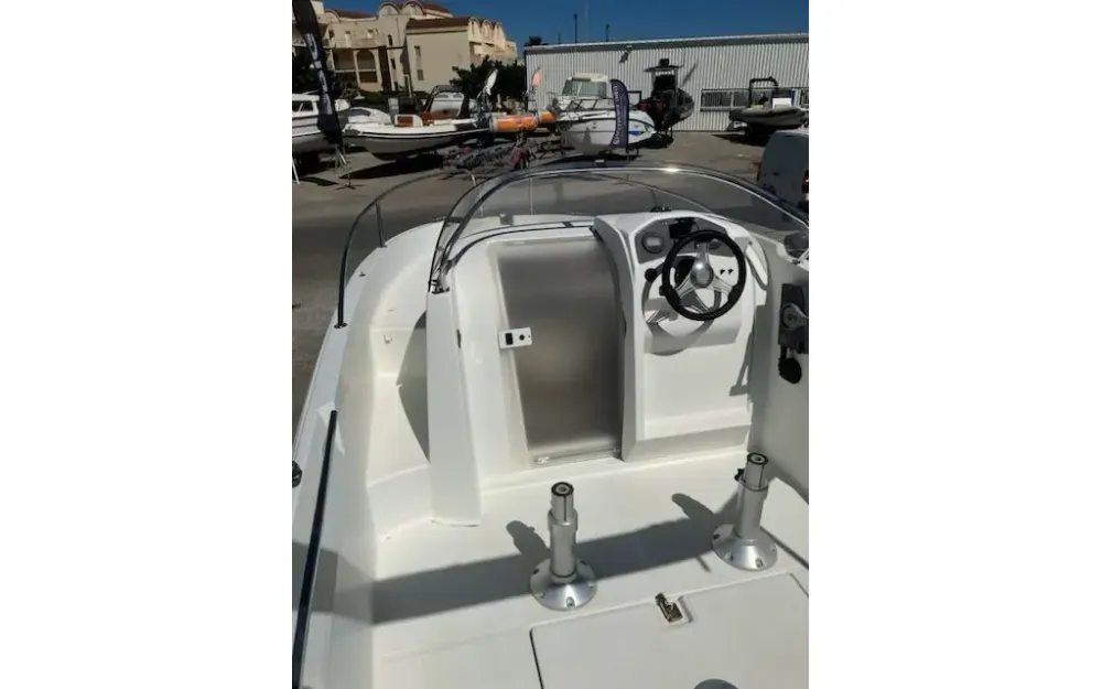slider 3 Jeanneau Cap Camarat 5.5 WA
