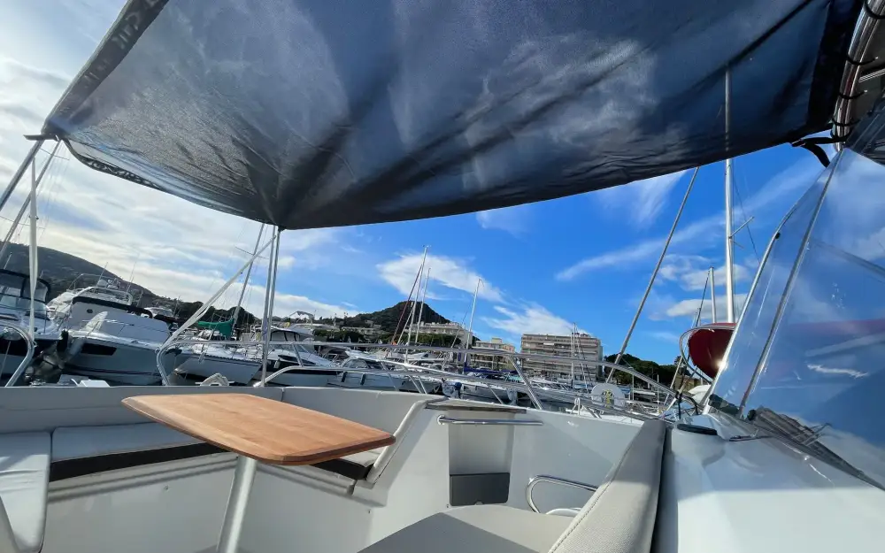 slider 8 Beneteau Flyer 8.8 SPACEdeck