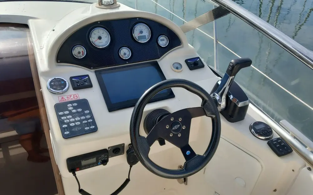 slider 11 Bavaria  27 Sport - null